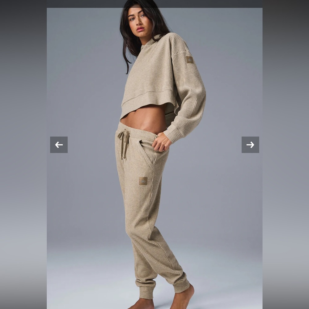 Alo Muse Sweatpants